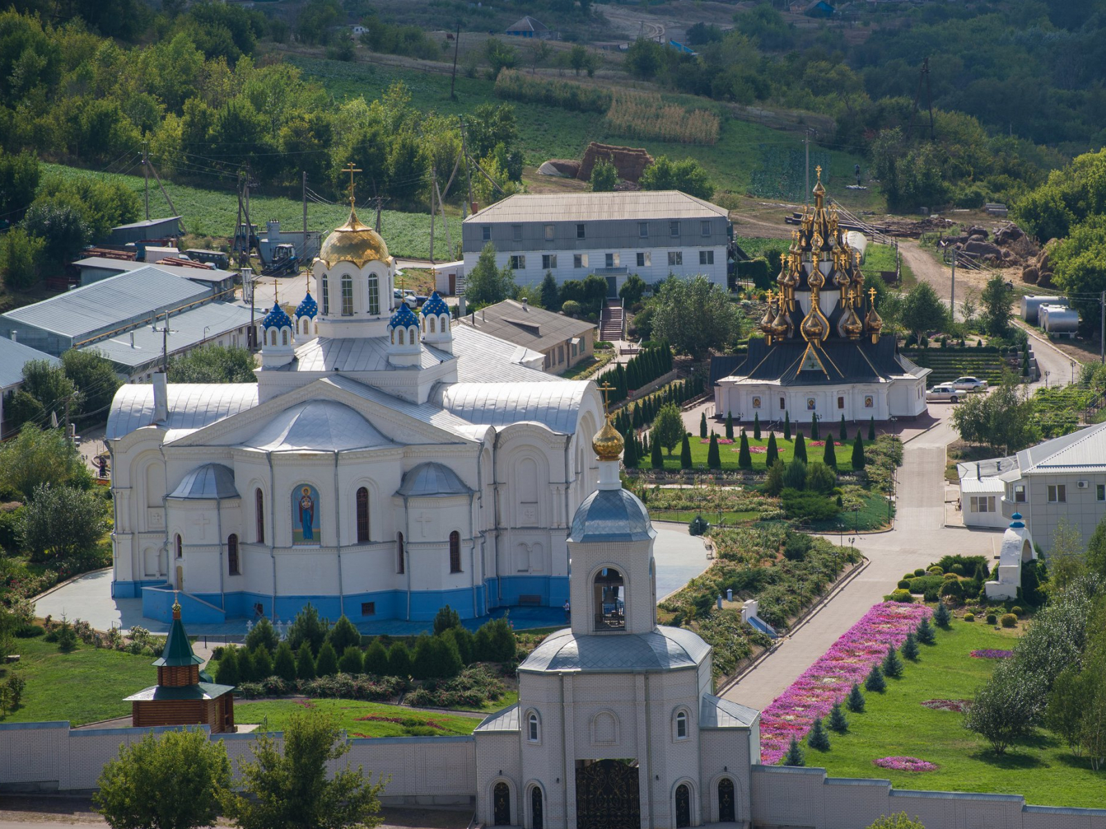 Фото серафимовичского монастыря