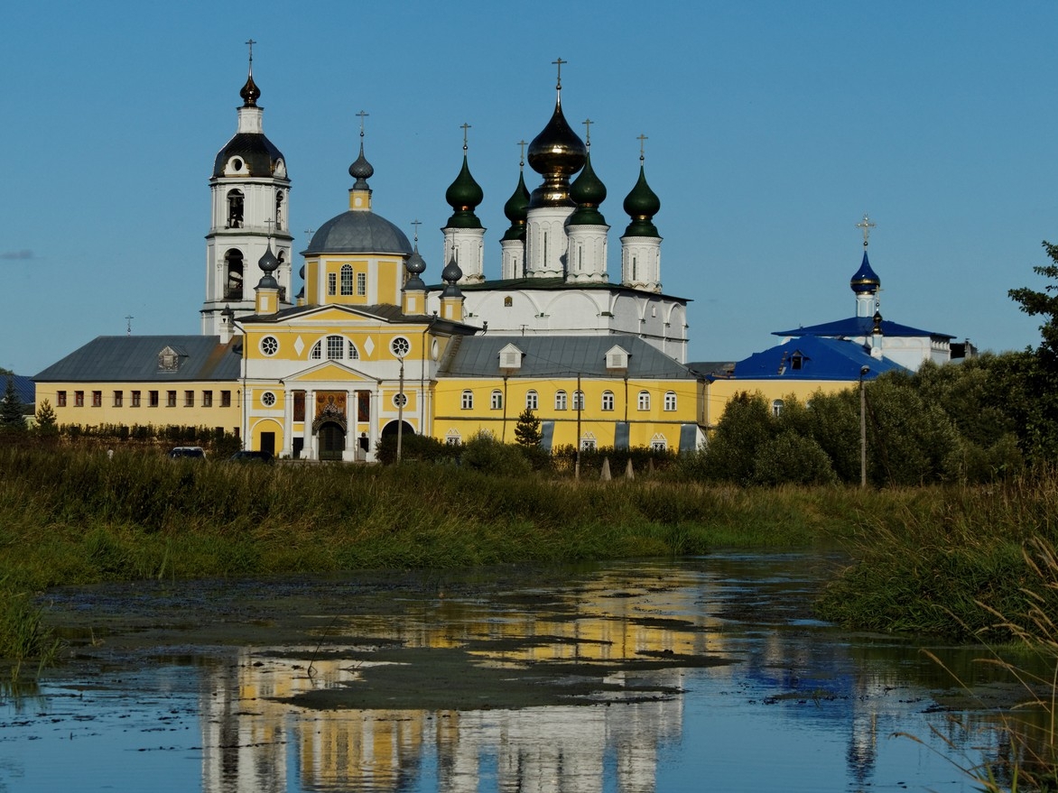 ПАЛОМНИЧЕСТВО К СВЯТЫНЯМ ИВАНОВО-ВОЗНЕСЕНСКОЙ ЗЕМЛИ